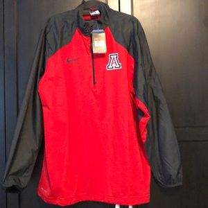 Men’s large Arizona pull over
